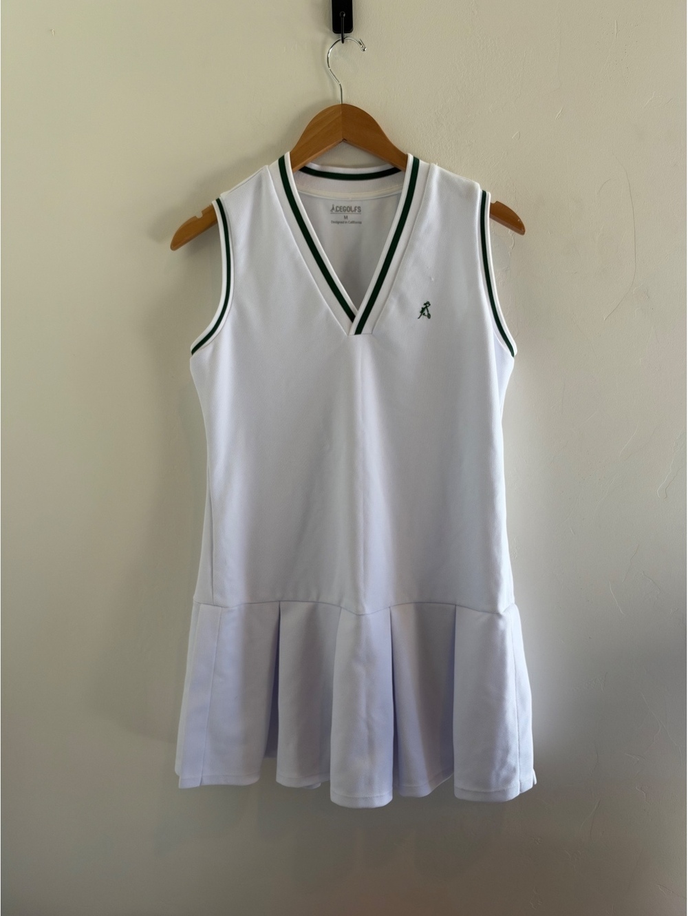 CEGOLFS Women’s Golf Tennis Dress White Green Pleated Size Medium Preppy